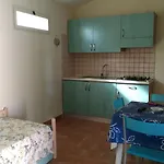 Orchideen-ferienwohnung Mit Ueberdachter Veranda By Interhome Apartman Vieste
