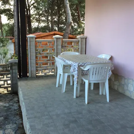 Orchideen-ferienwohnung Mit Ueberdachter Veranda By Interhome